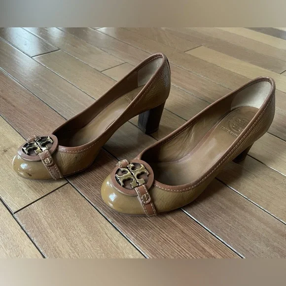 Tory Burch Aaden Logo Mid Heel Pumps Tan Brown Patent Leather Size 7.5 - Picture 4 of 15